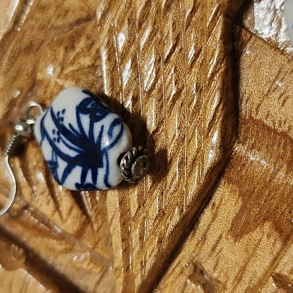 White & Blue Ceramic Earrings - Picture 4 of 6